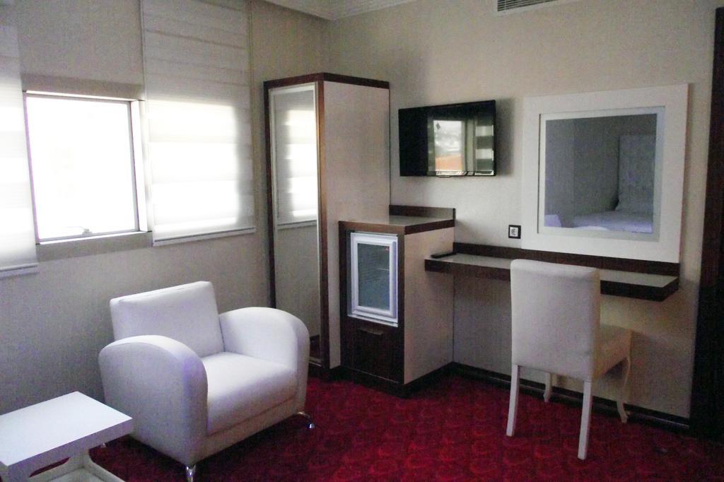 Ismira Hotel Ankara Ancara Quarto foto
